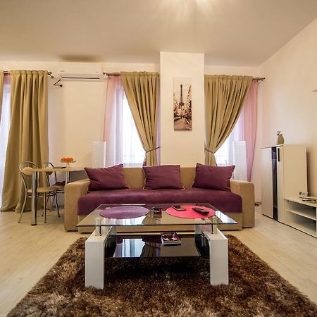 מאמאיה Apartament Criss Lotus מראה חיצוני תמונה